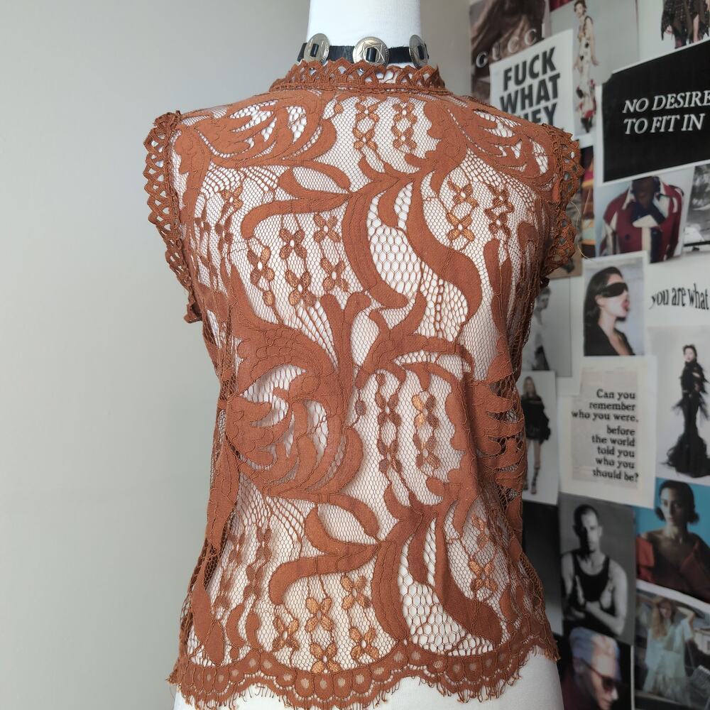 Sleeveless Lace Mock Neck coquette Top